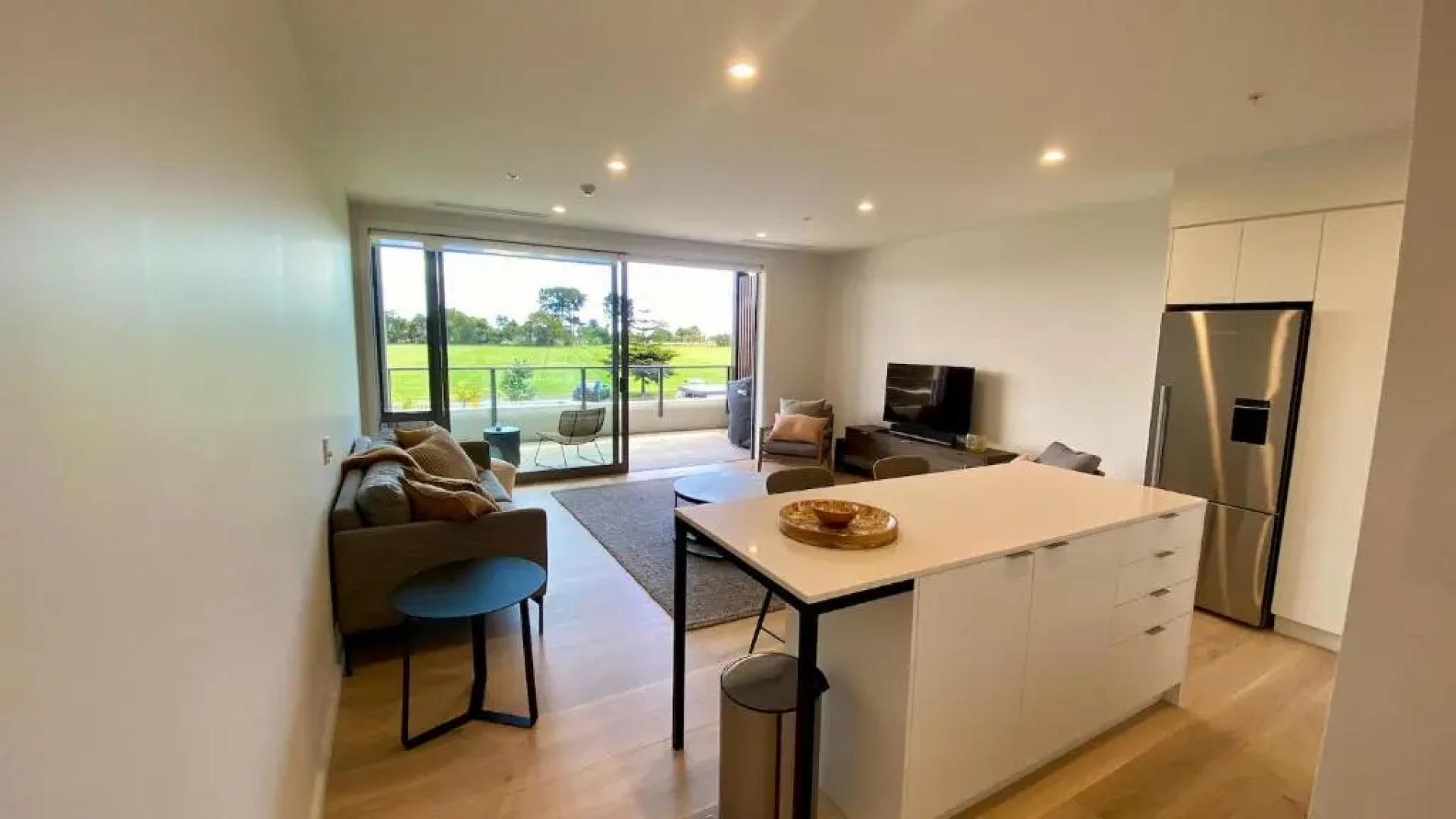 Tahuna Beach Apartment