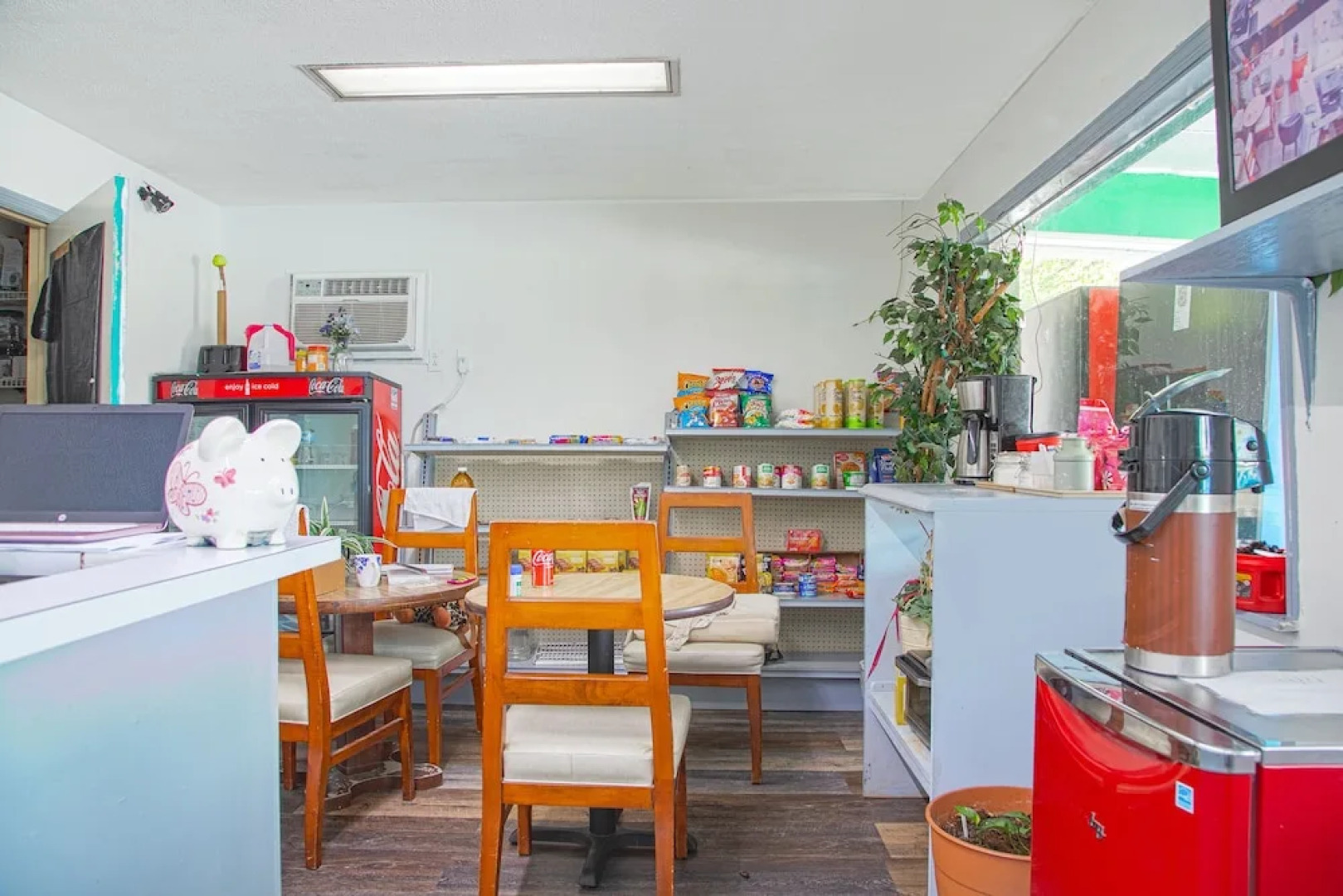 Hotel Calhoun by Oyo