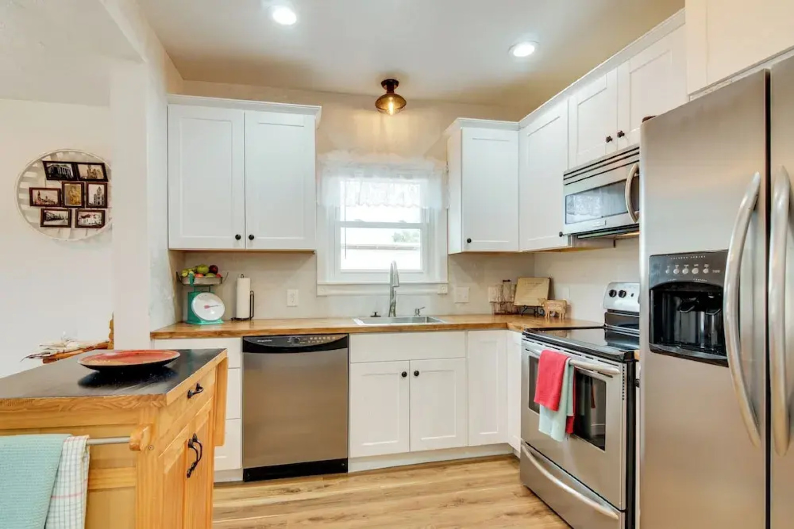 ATV & UTV Parking: Spacious Home in Richfield!