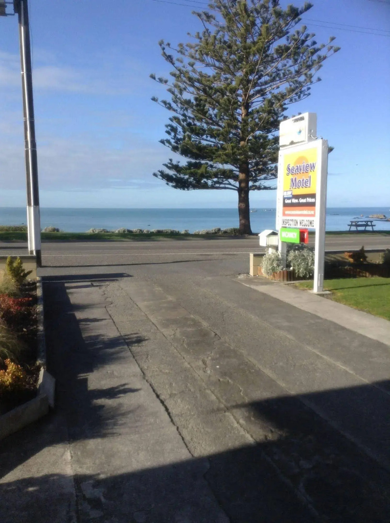 Seaview Motel
