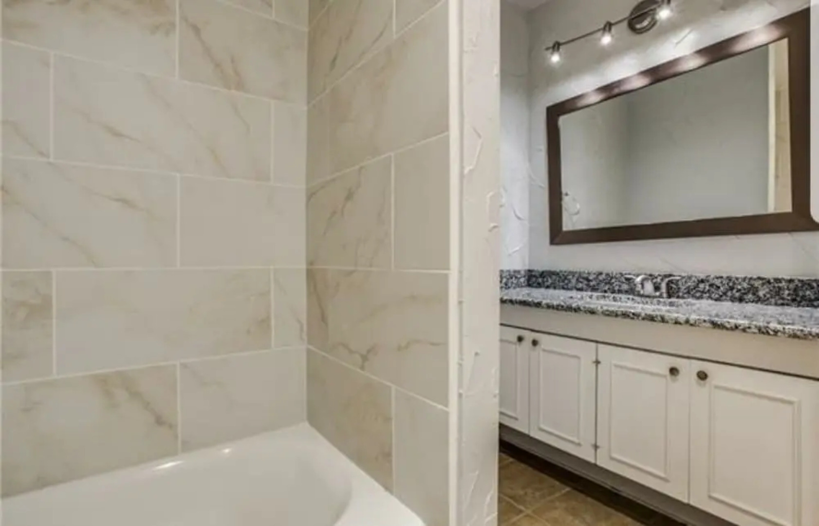 Beautiful Home in Garland Texas Holiday home 4