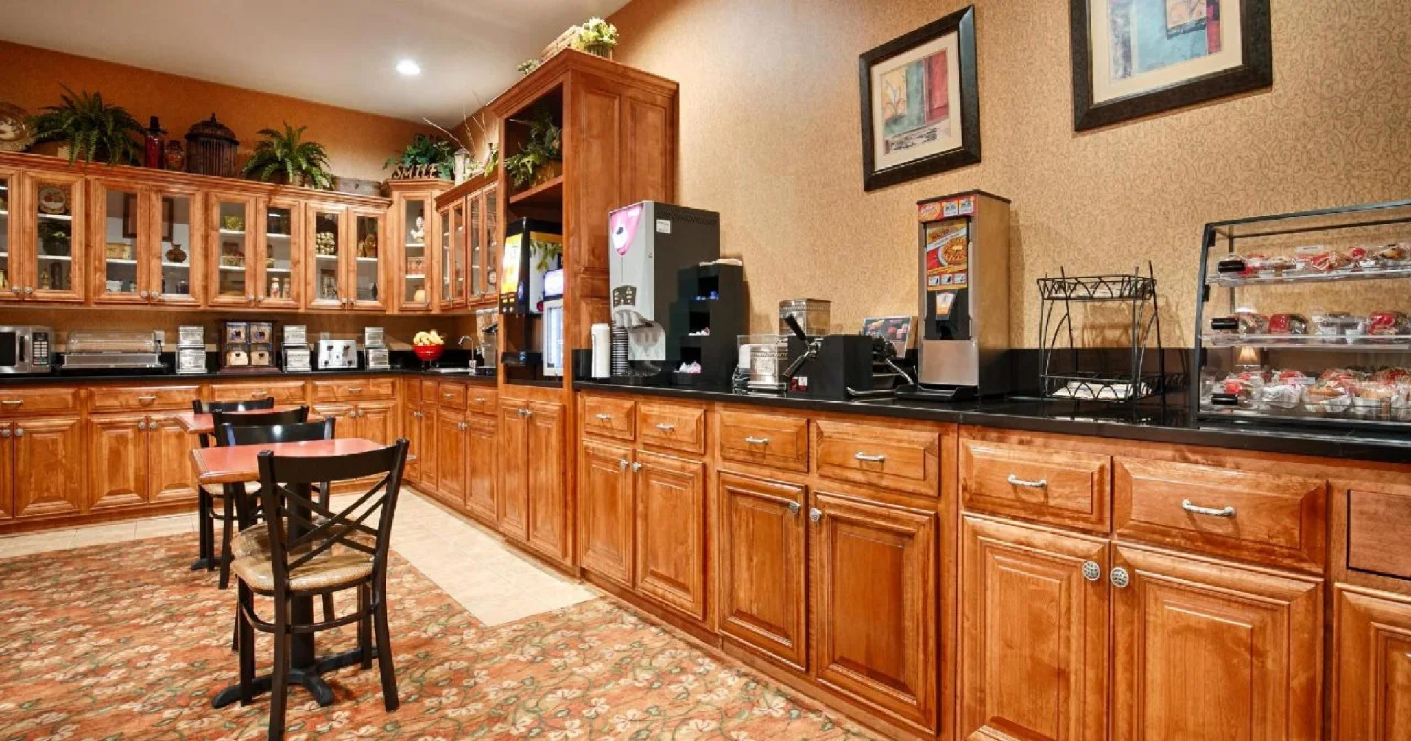 Best Western Plus Bradbury Inn & Suites