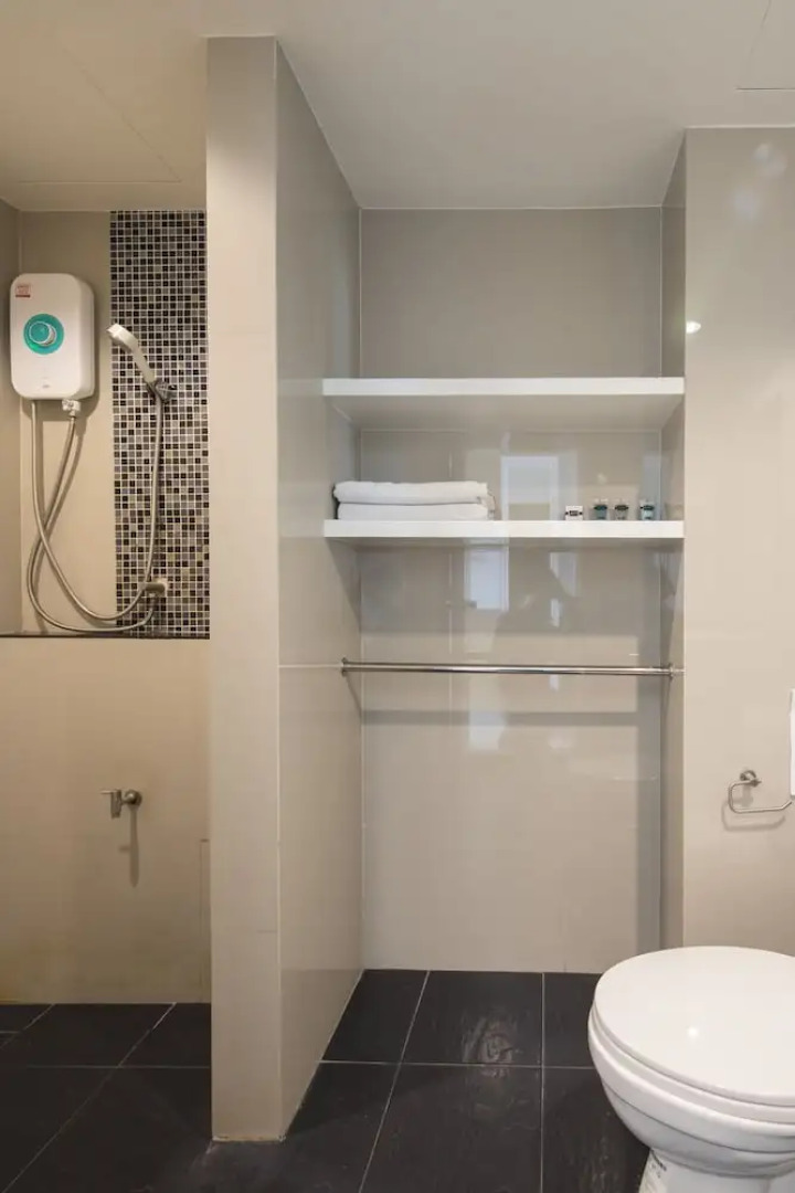 JK Living Hotel and Service Apartment