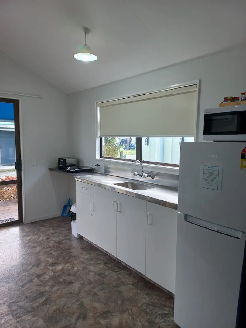 Kaiteriteri Reserve Cabins