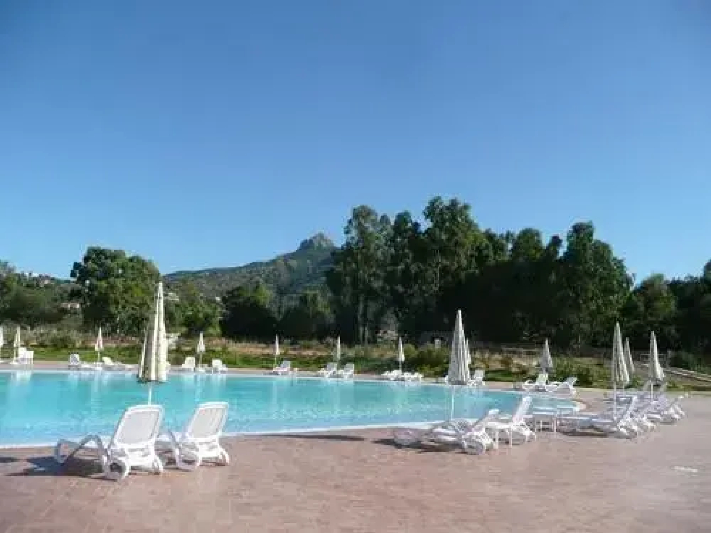 Marina Torre Navarrese Resort