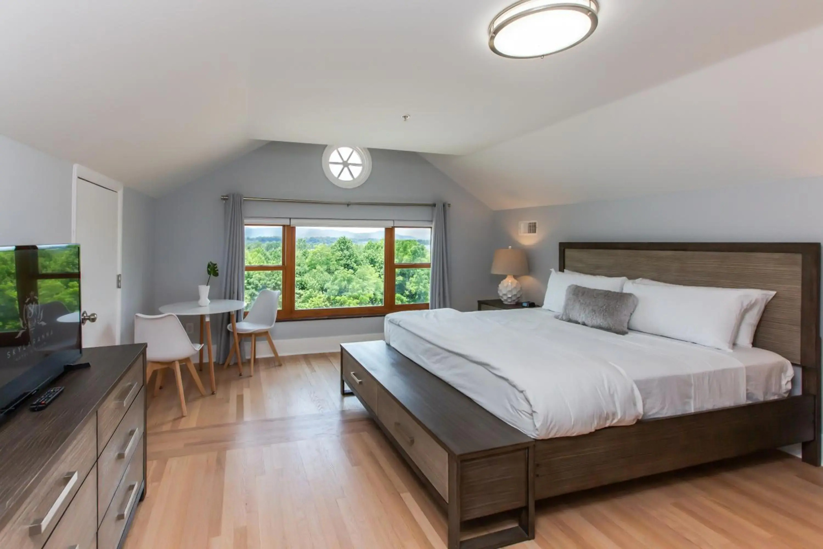 SKYLARANNA Resort & Spa