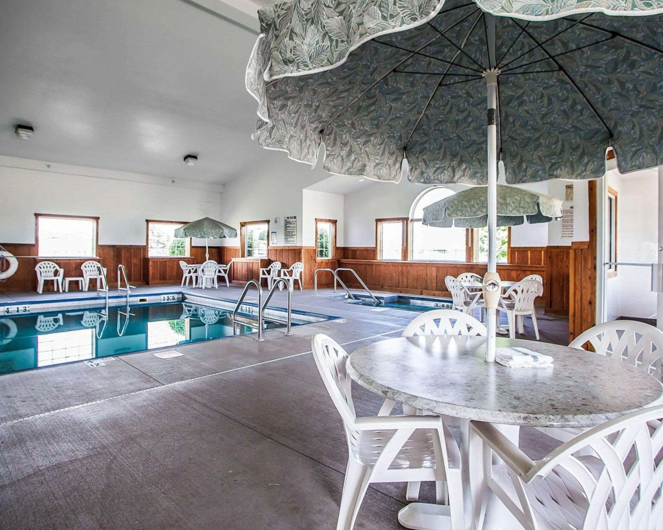 Quality Inn & Suites Eldridge Davenport North