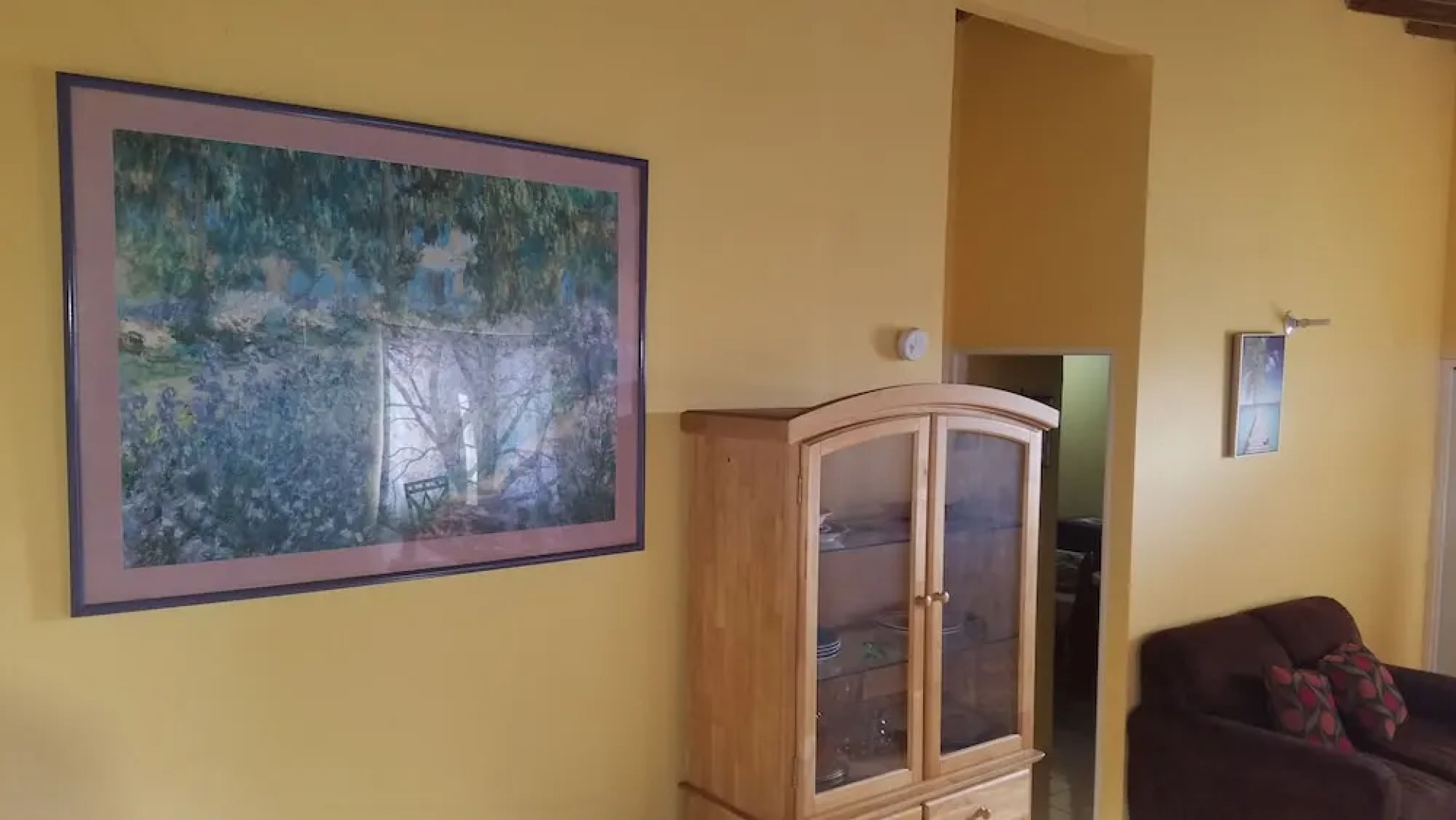 Cozy Getaway In New Harbor village