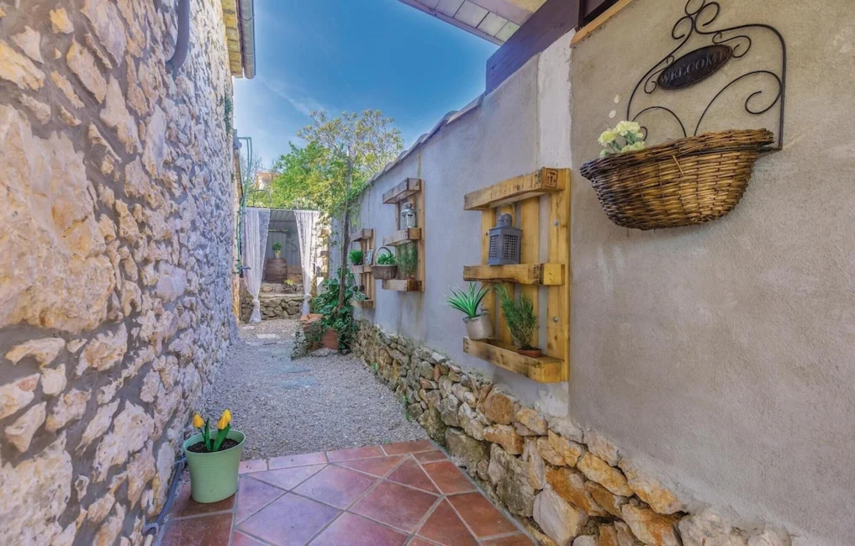 Awesome Home in Dobrinj With Wifi and 3 Bedrooms