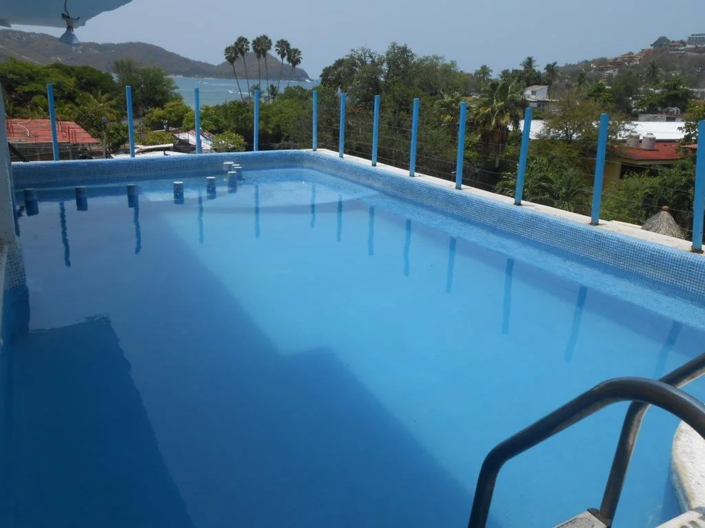 Hotel Corona Zihuatanejo