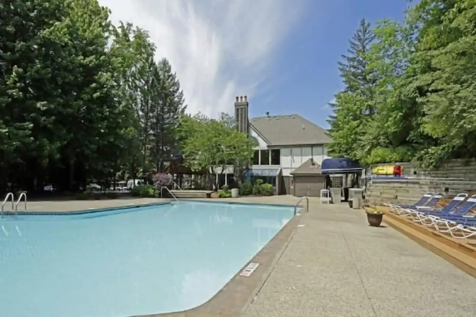 Oakwood River Oaks North