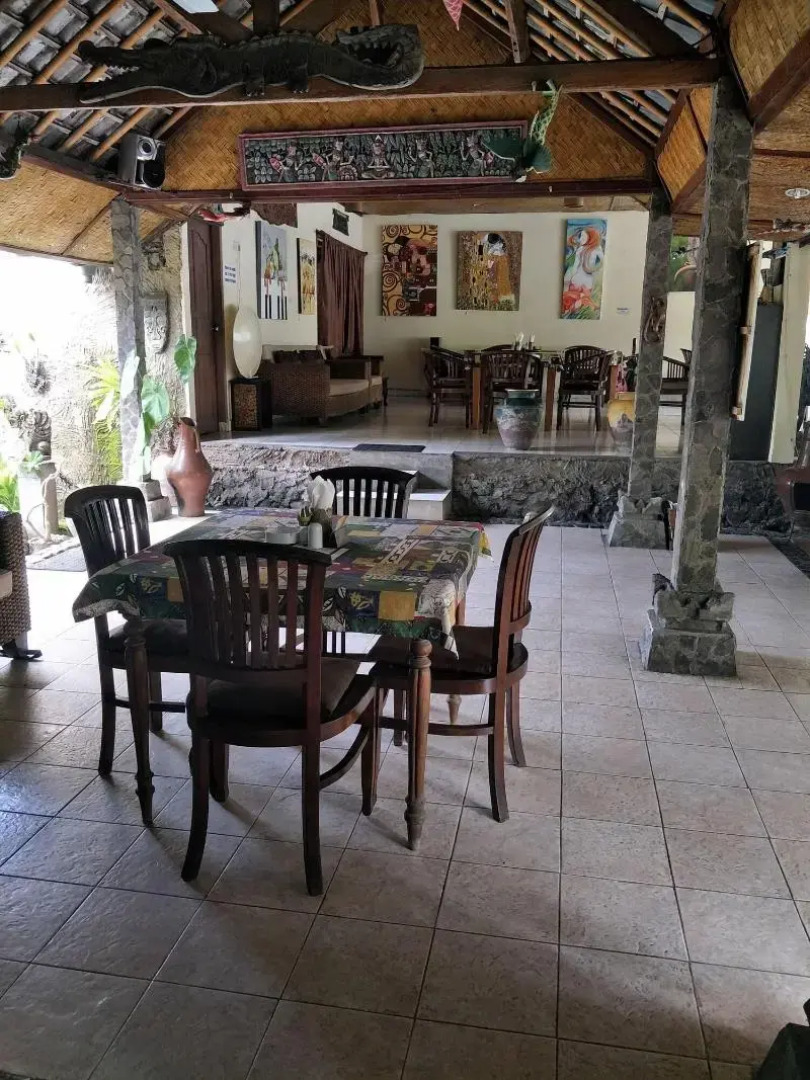 Temple Cafe & Seaside Cottages