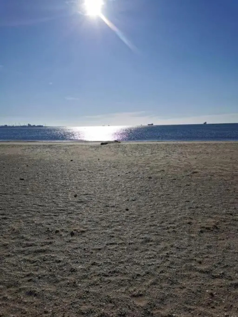 Belle villa de 90m2 au calme avec jardin et parking à 10 mn de la mer en voiture