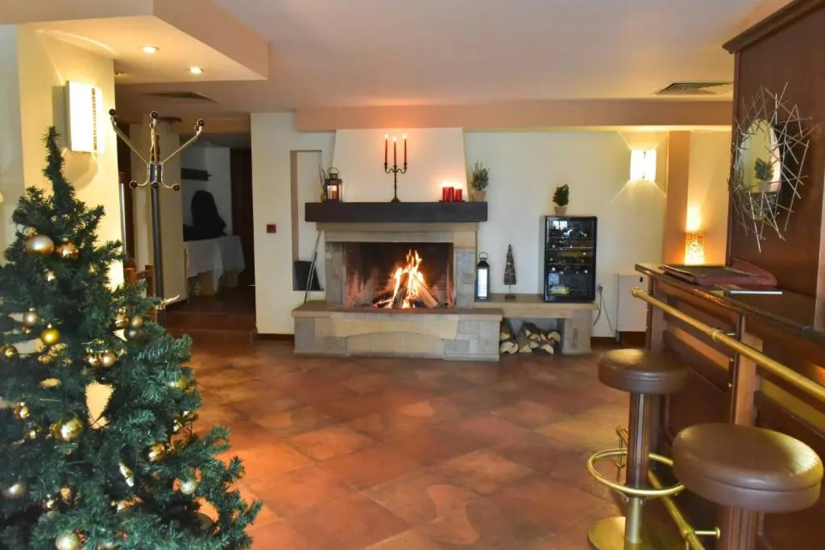 Hotel Bojur & Bojurland Apartment Complex