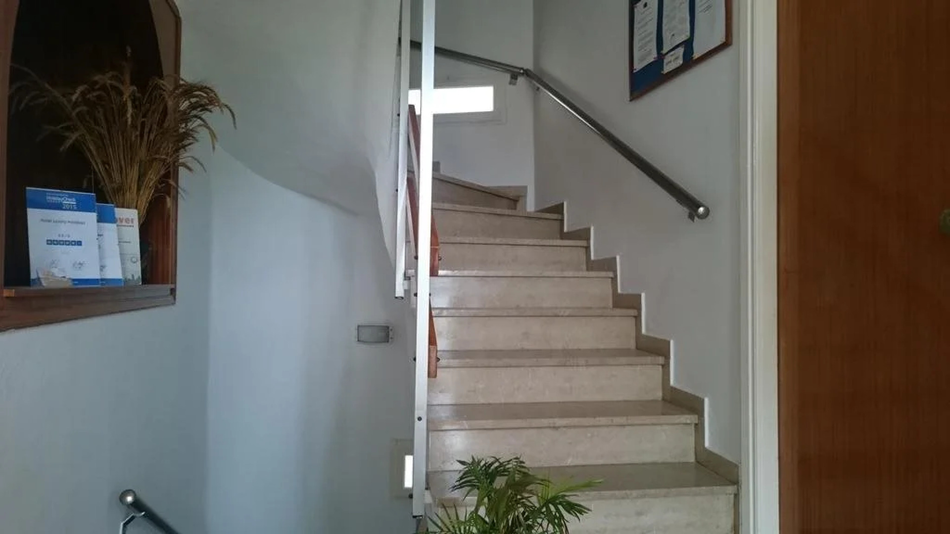 Lovely Holidays Hotel