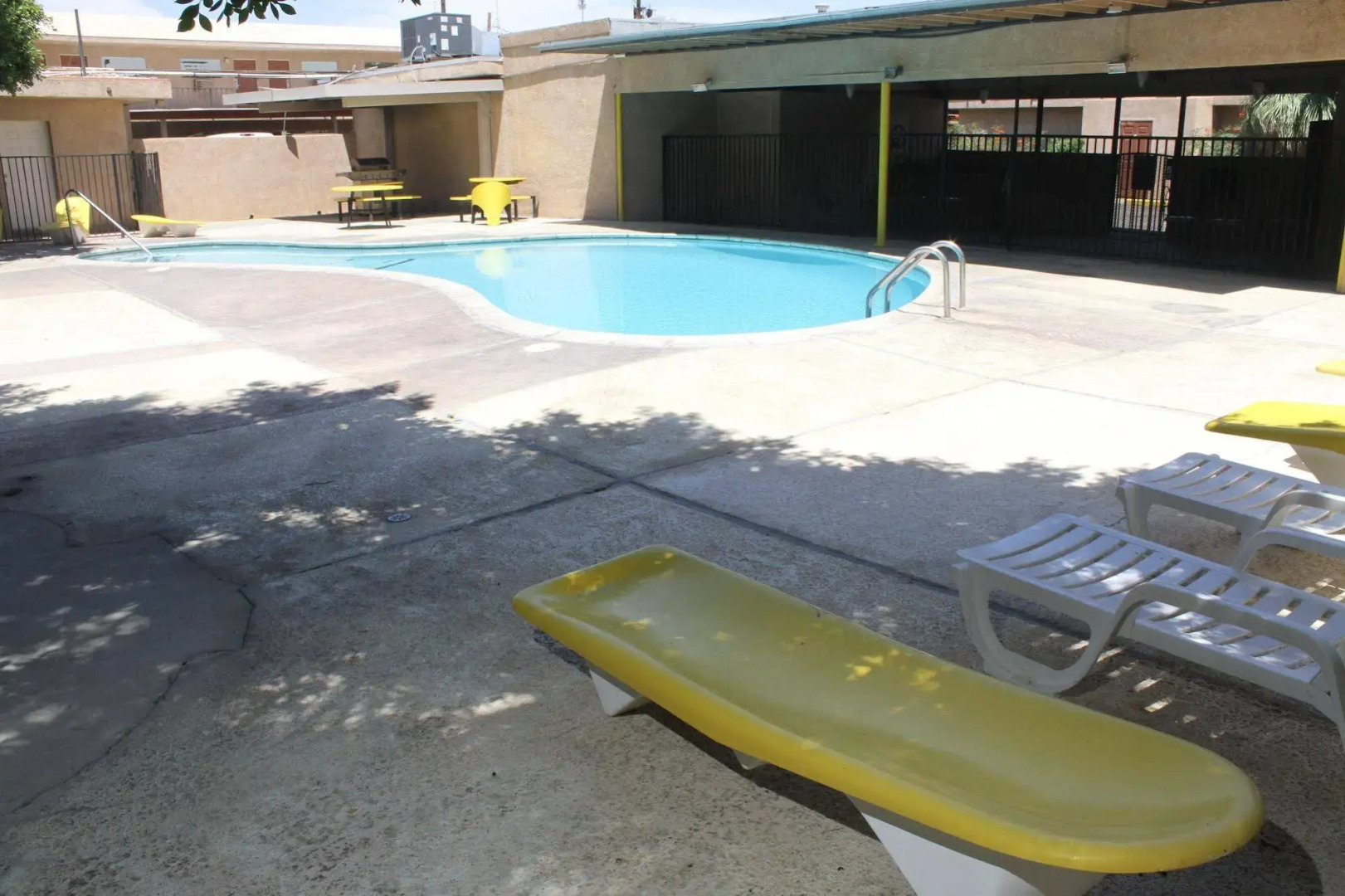 Brunner's Inn & Suites