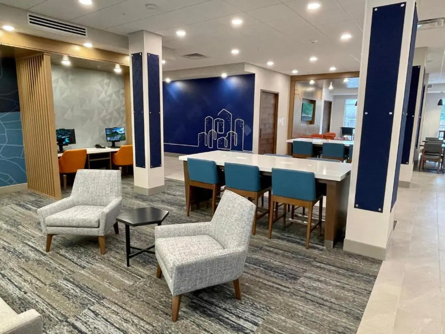 Holiday Inn Express & Suites Ft. Smith Airport by IHG