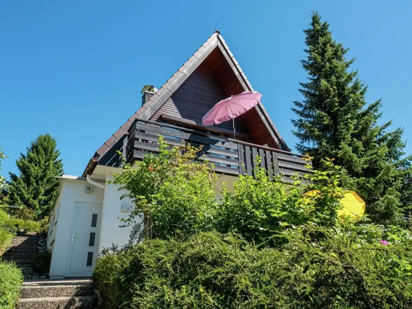 Beautiful Holiday Home in the Southern Black Forest With Balcony and Terrace