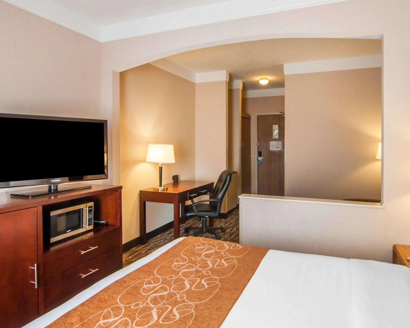 Comfort Suites Salem