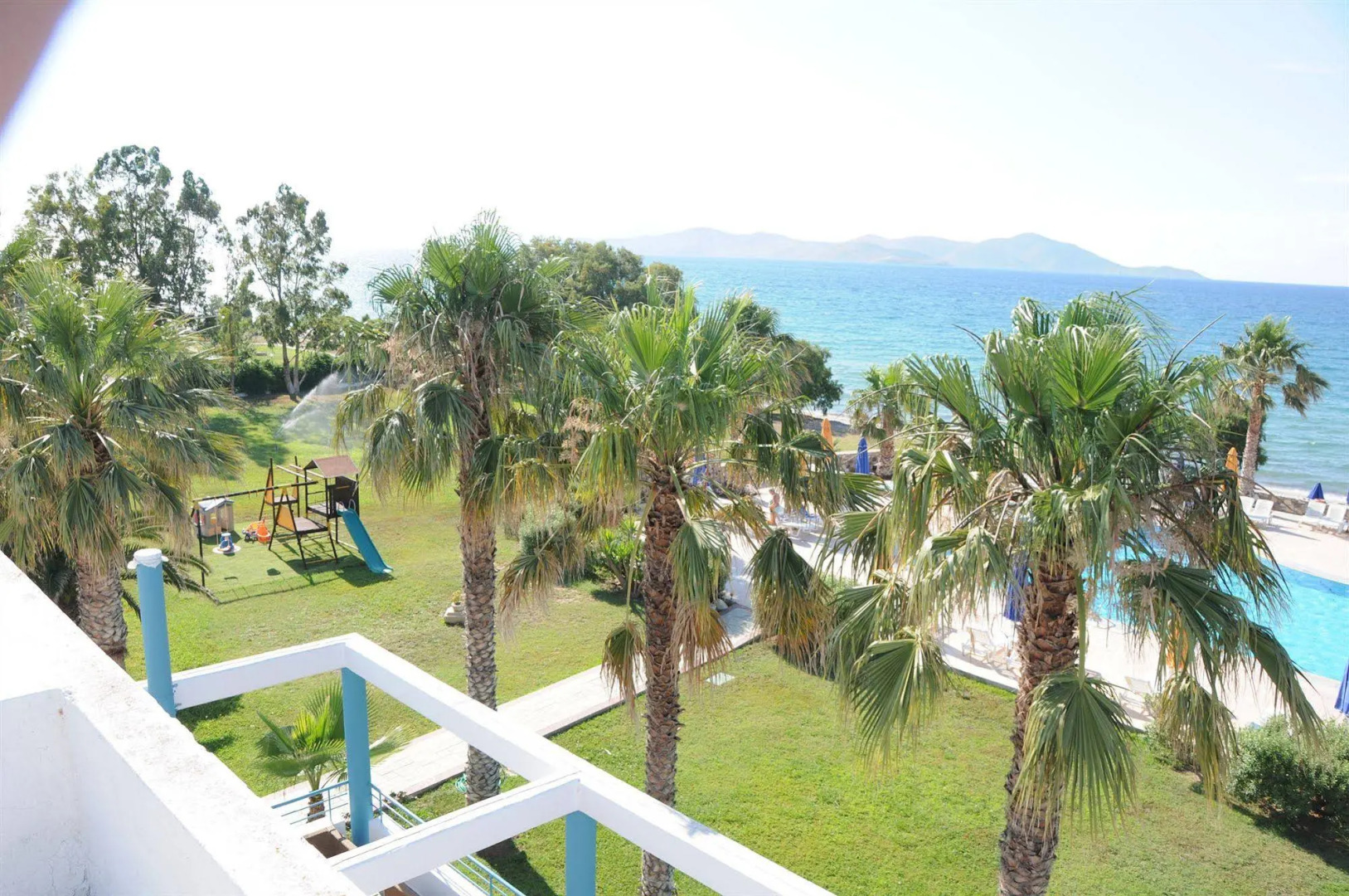 Irina Beach Hotel