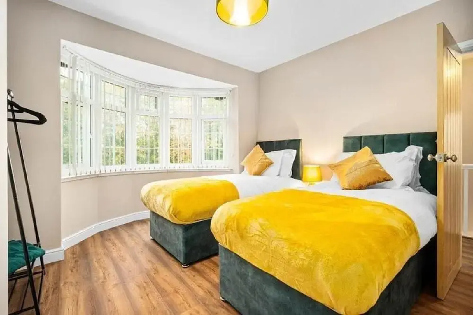 Cosy 3-bed House in Birmingham With Free Parking