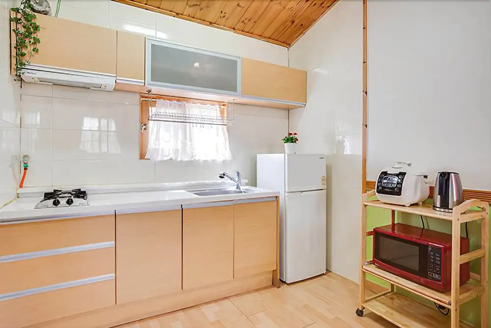 Yangpyeong Over the Mountain Pension