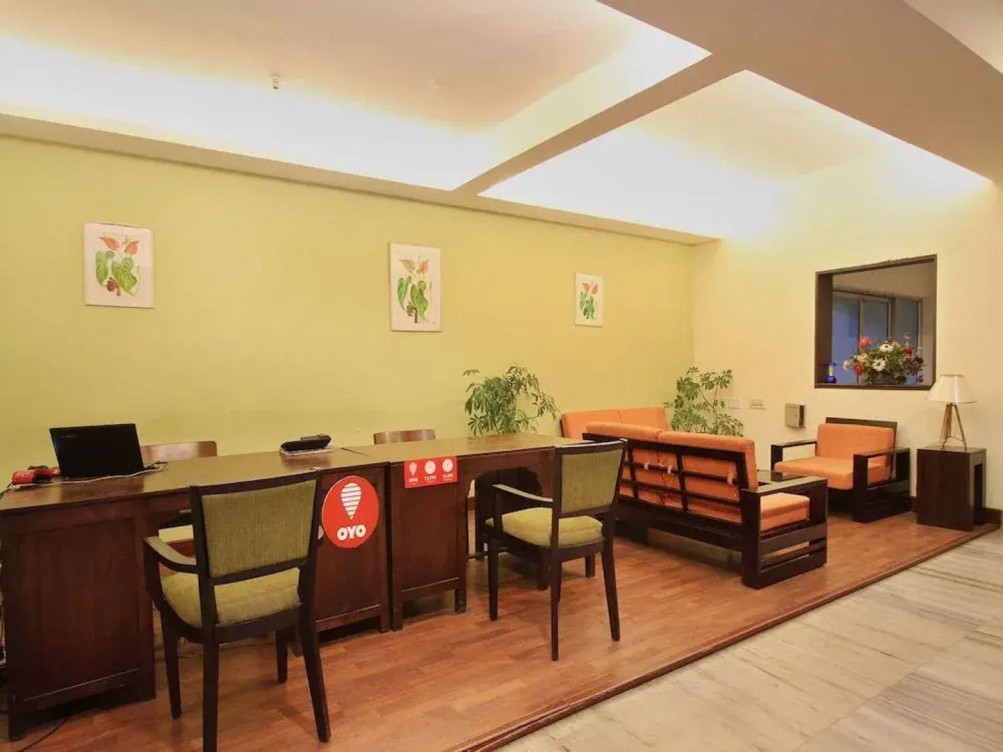 OYO 10542 The Planters Court