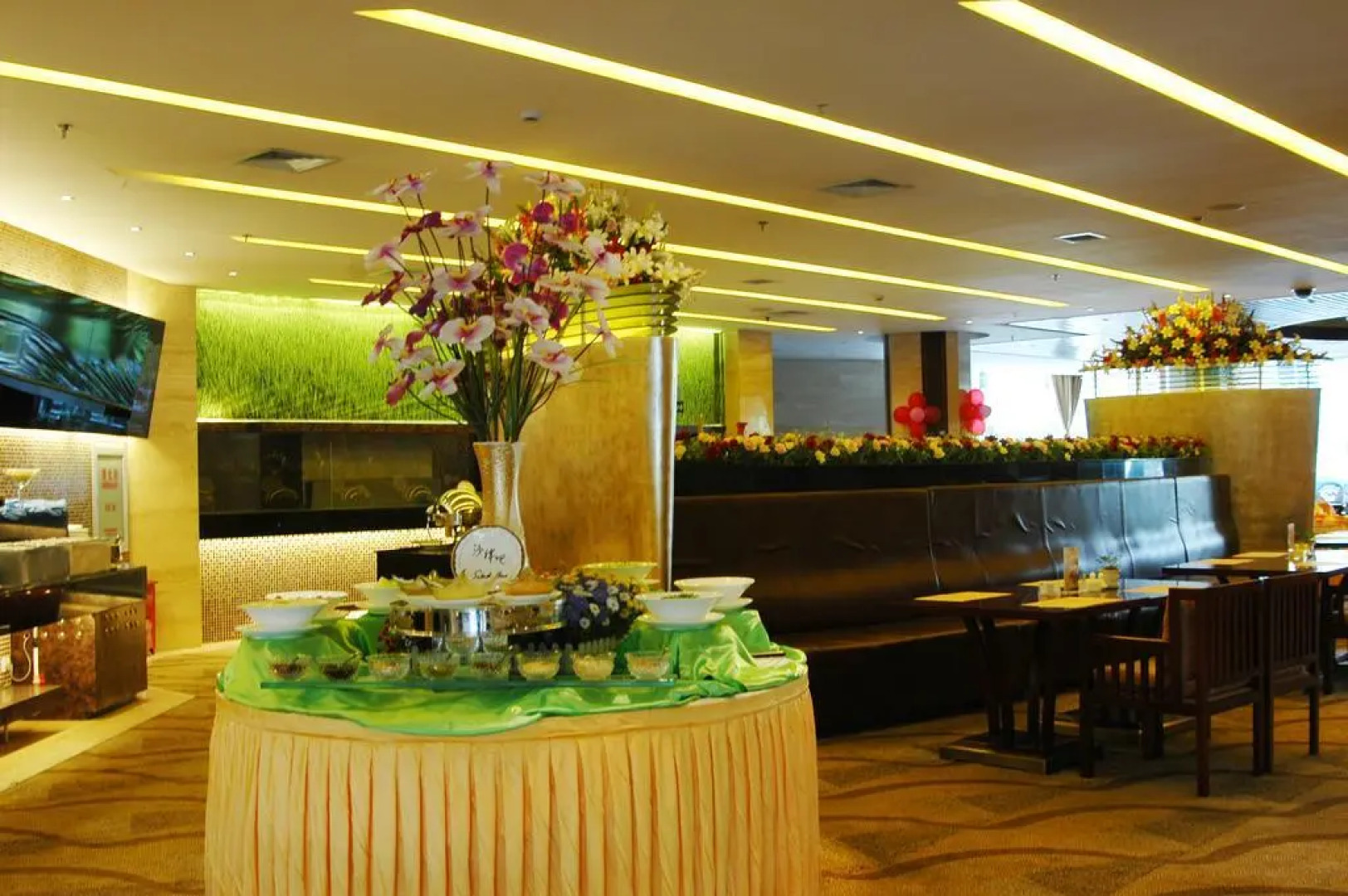 Xiongchu International Hotel