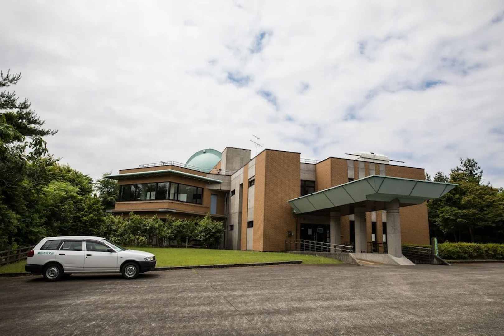 Toyama Furudounomori Shizenkatsuyoumura