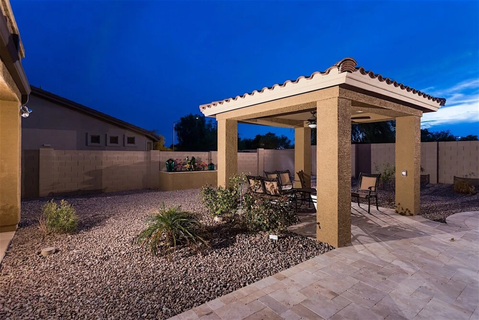 Valley of the Sun 5 BR by Casago