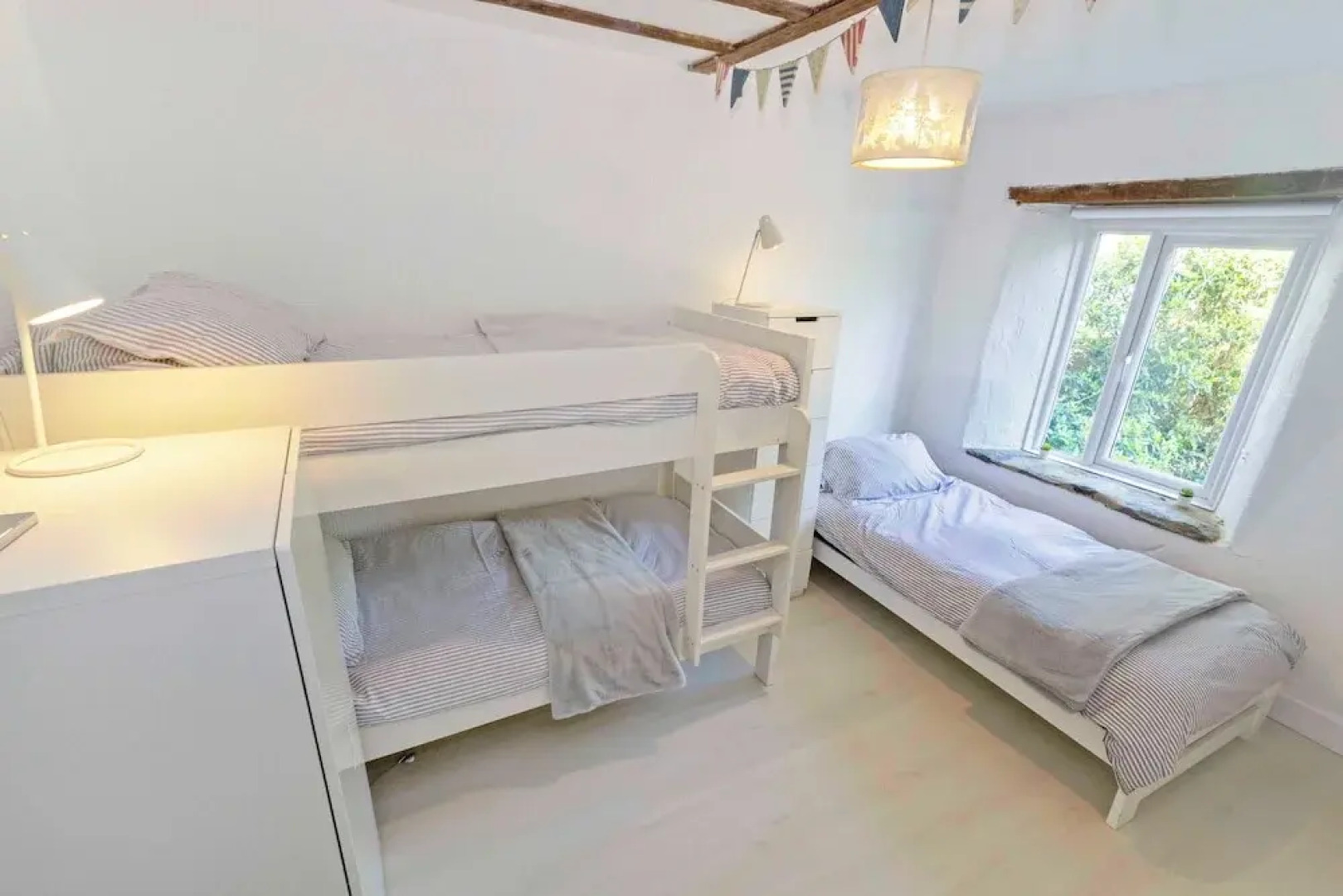 Shippenrill Croyde 6 Bedrooms, Sleeps 14, Hot Tub