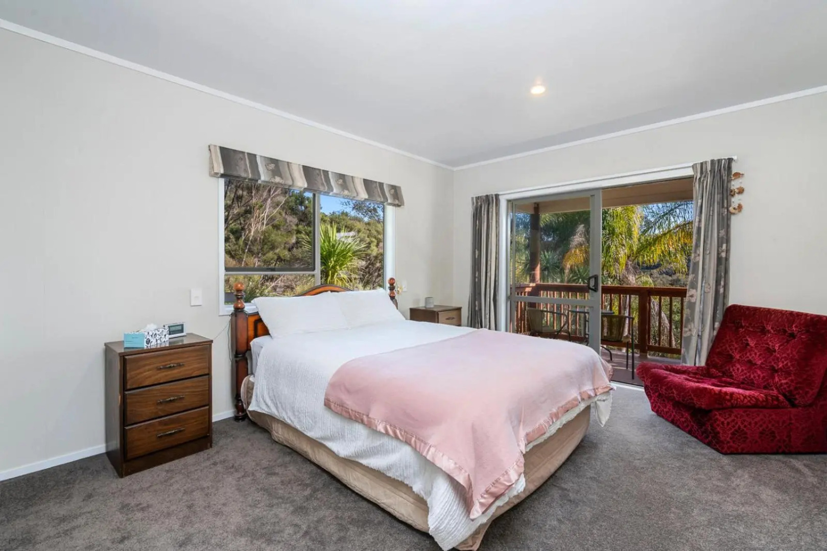 Ota Point Paradise - Whangaroa Holiday Home