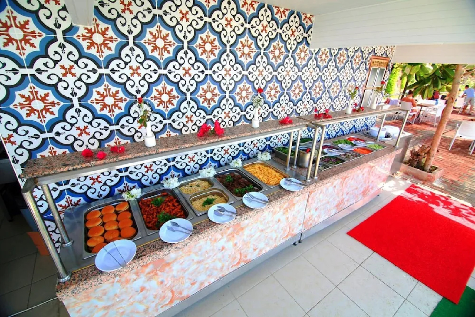 Klas More Beach Hotel