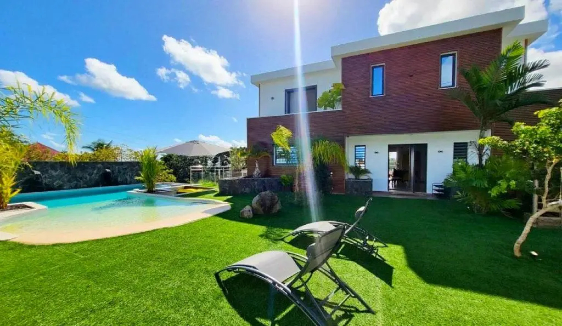 Villa de 3 chambres avec vue sur la mer piscine privee et jardin clos a Goyave a 2 km de la plage