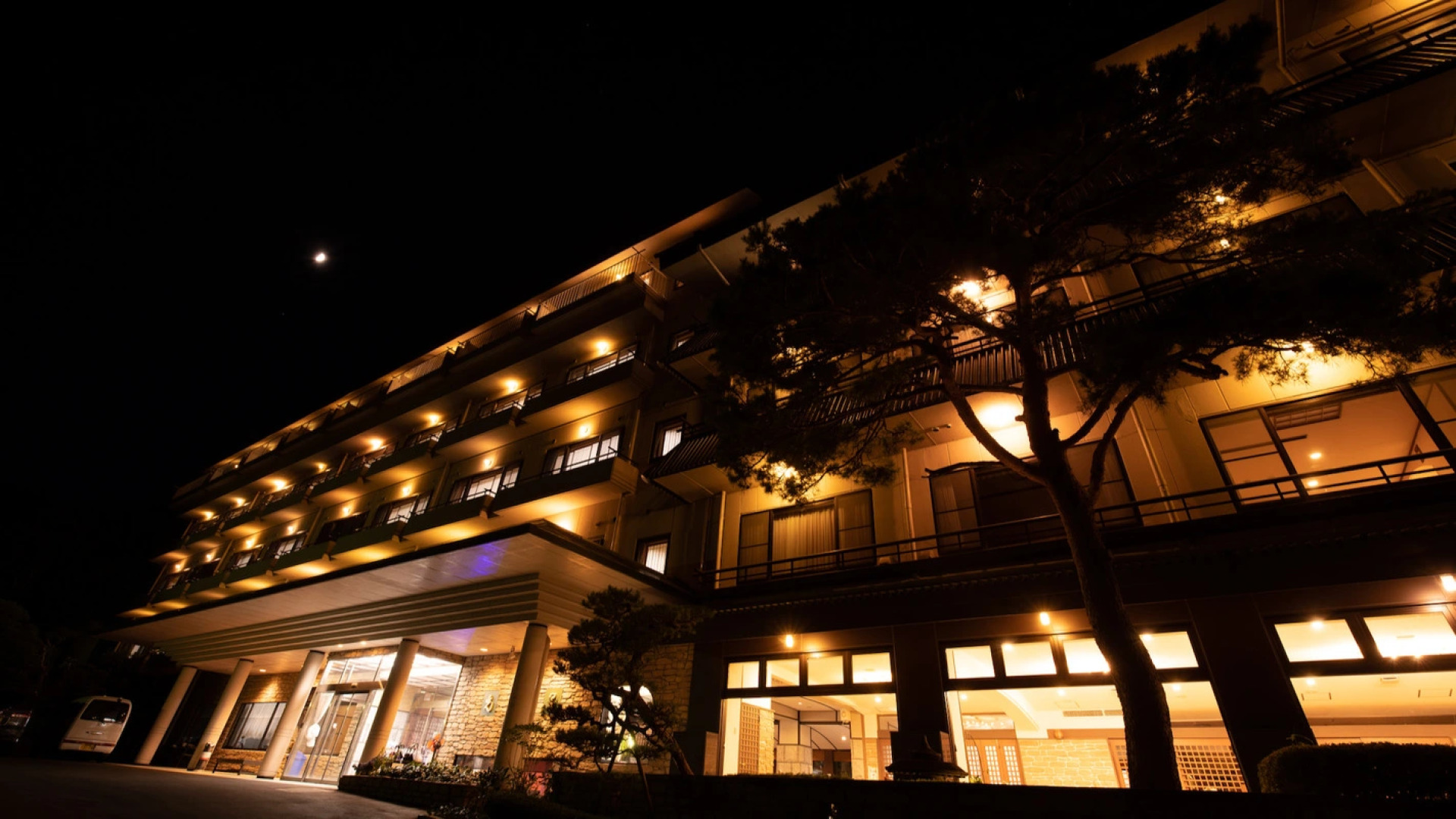 Nagame no Yakata Kounkaku