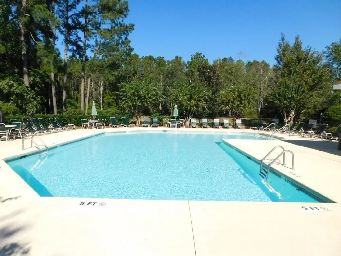 River Crossing Condo #113 2 Bedrooms 2 Bathrooms Condo
