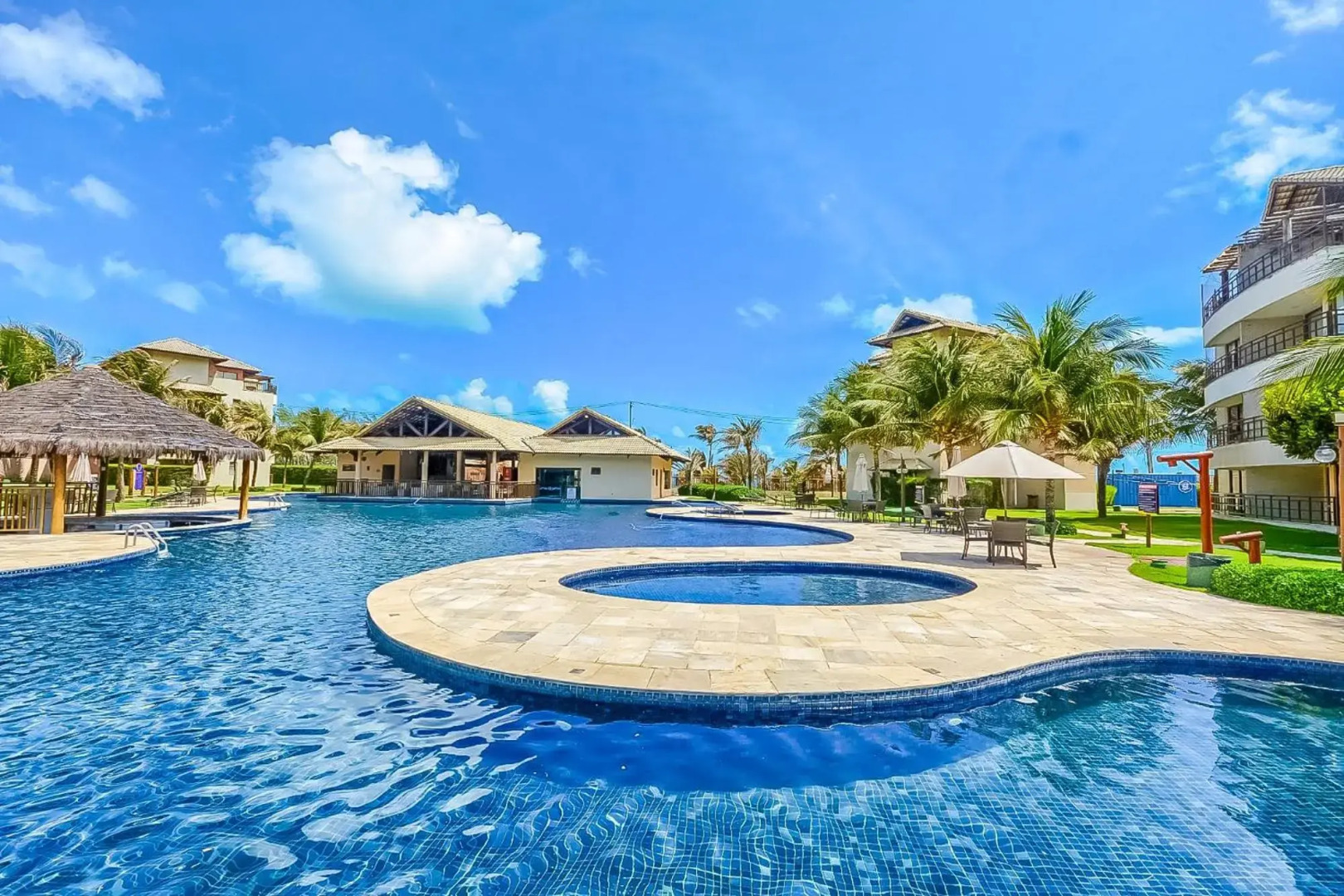 Beach Place Resort Bangalo 12