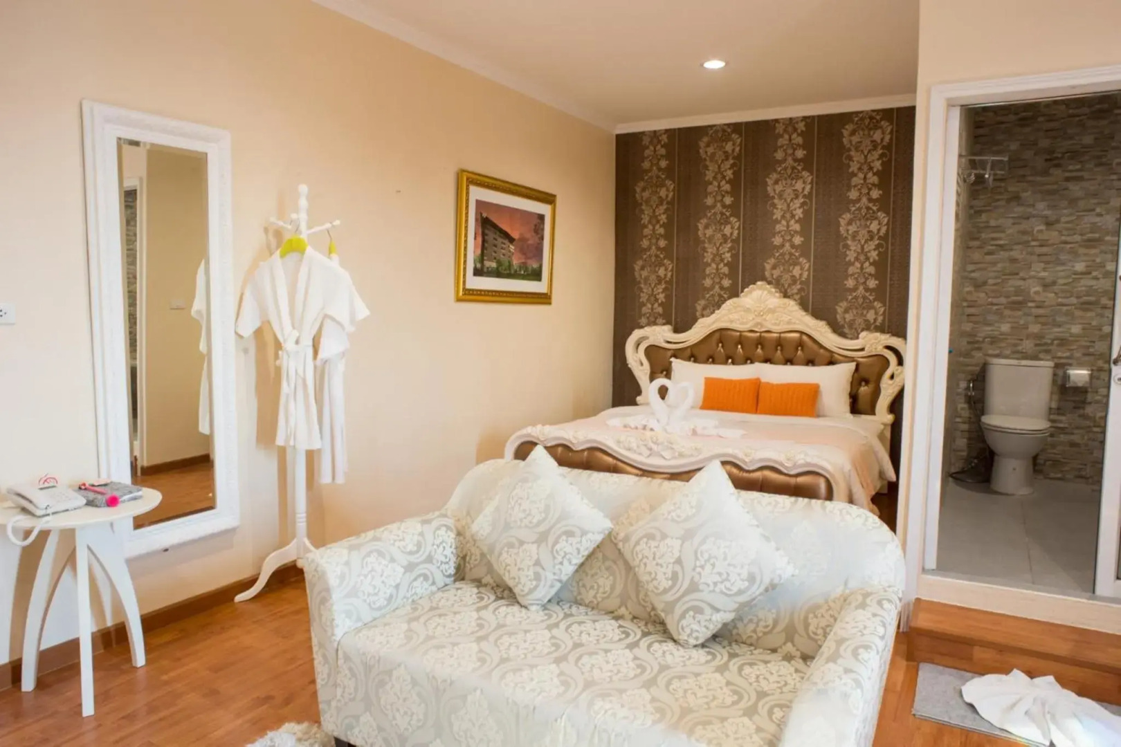 Westgate Residence Hotel