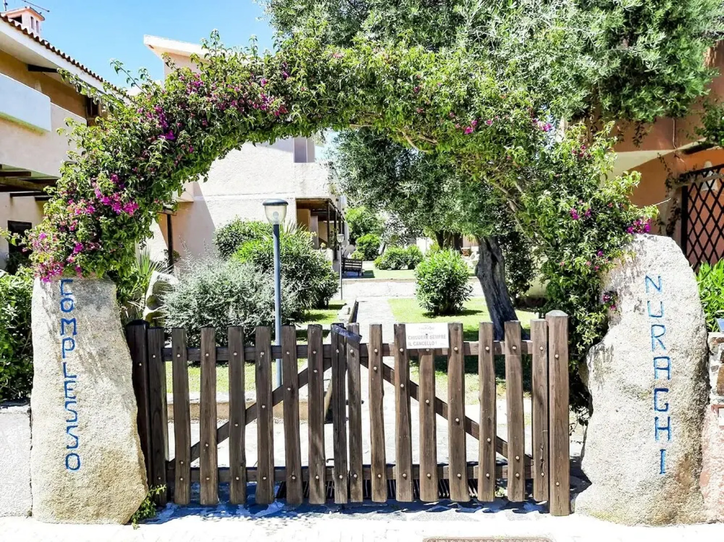 I Nuraghi Apartments