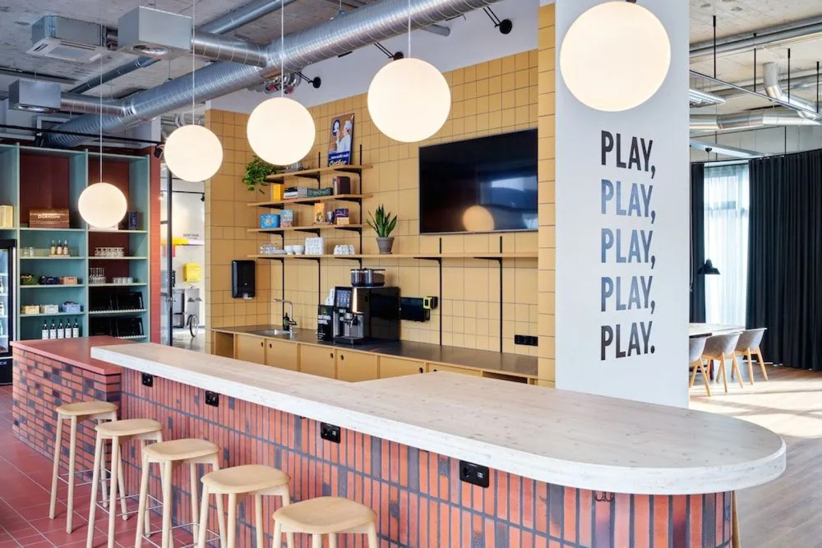 STAYERY Bielefeld Hauptbahnhof