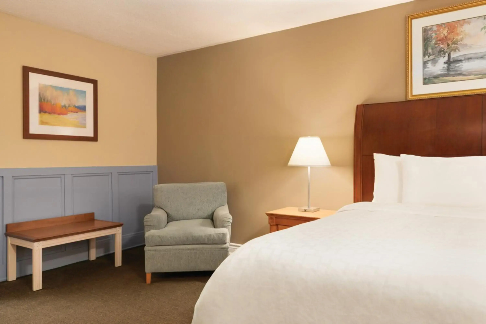 Travelodge by Wyndham Richmond Hill