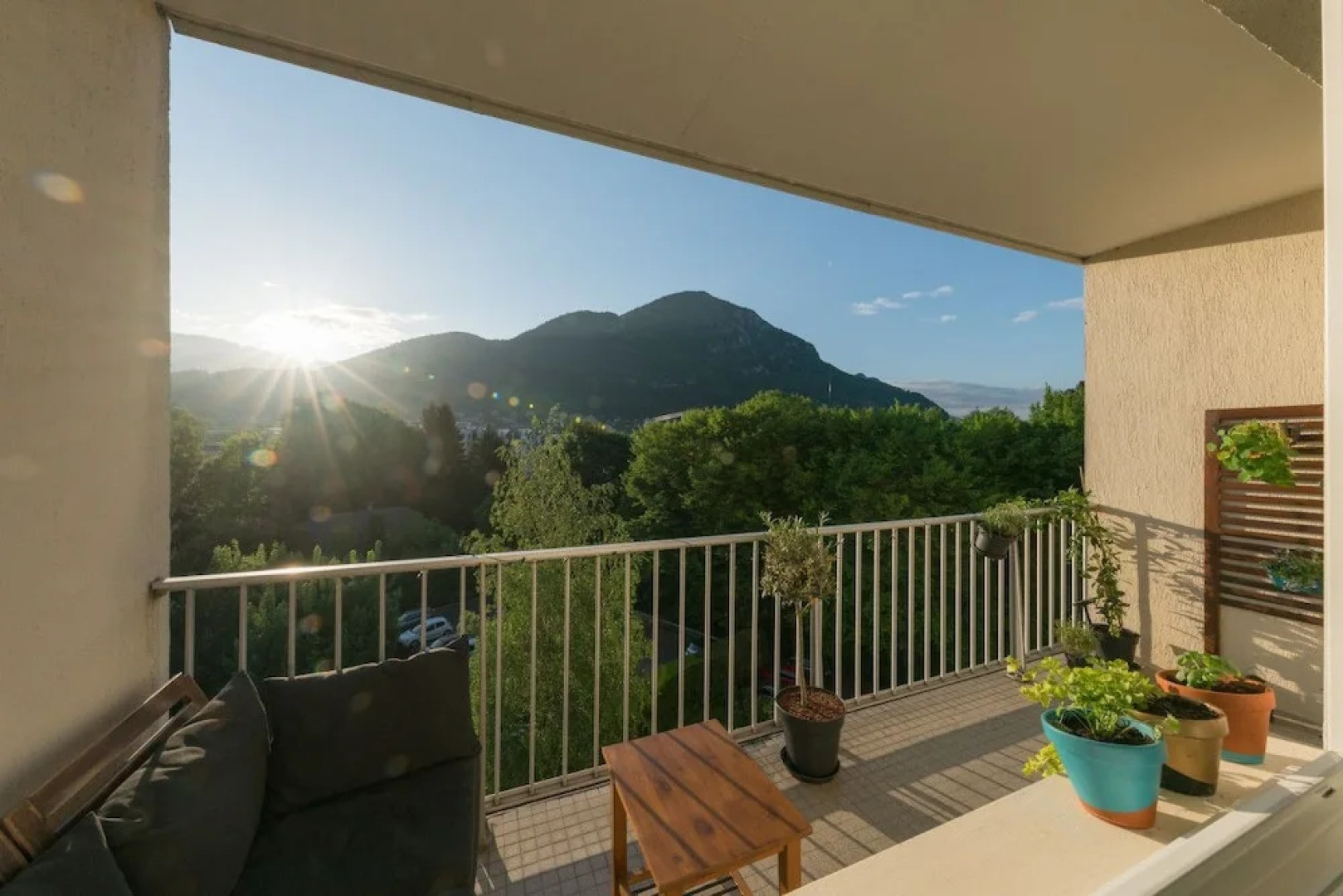 Les Mûriers Private Studio