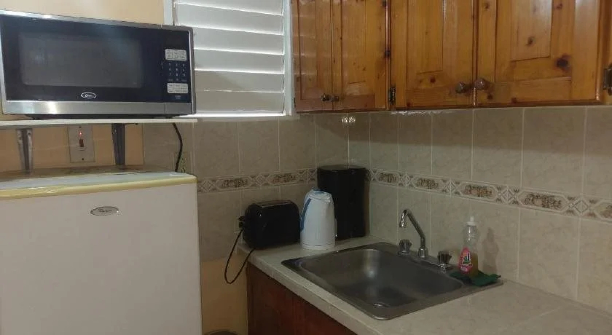 Shields Negril Villas