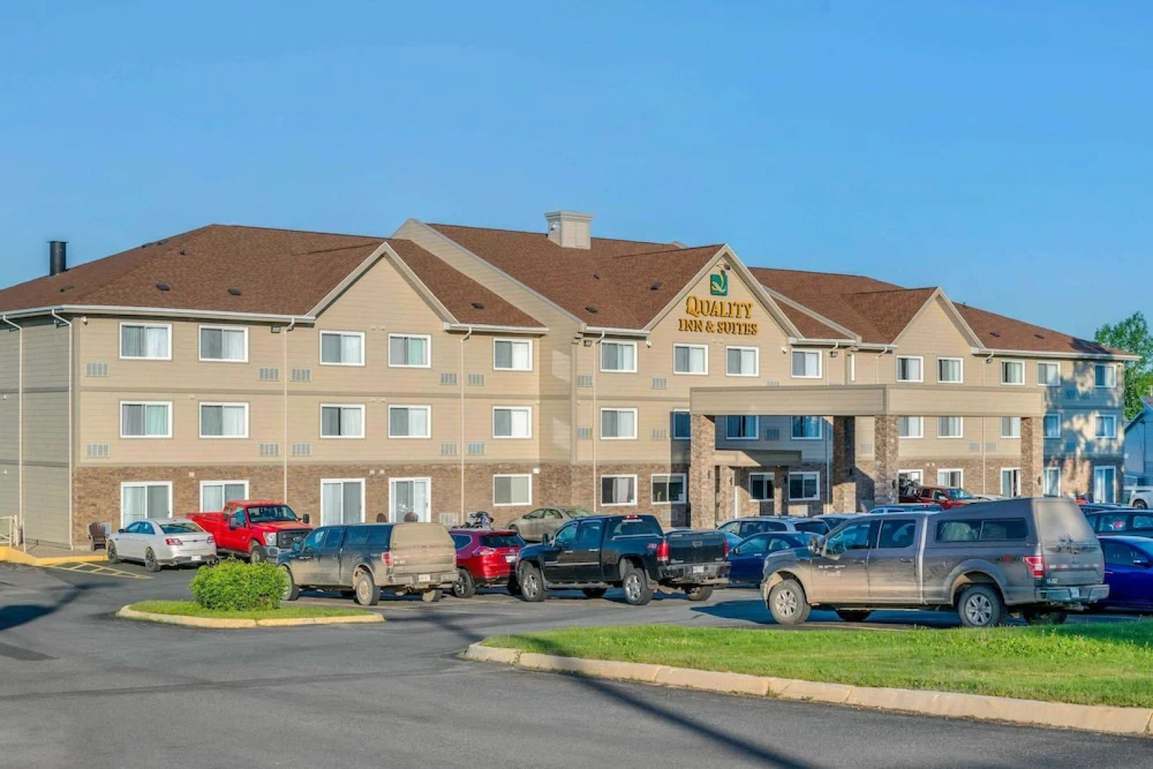 Lakeview Inns & Suites