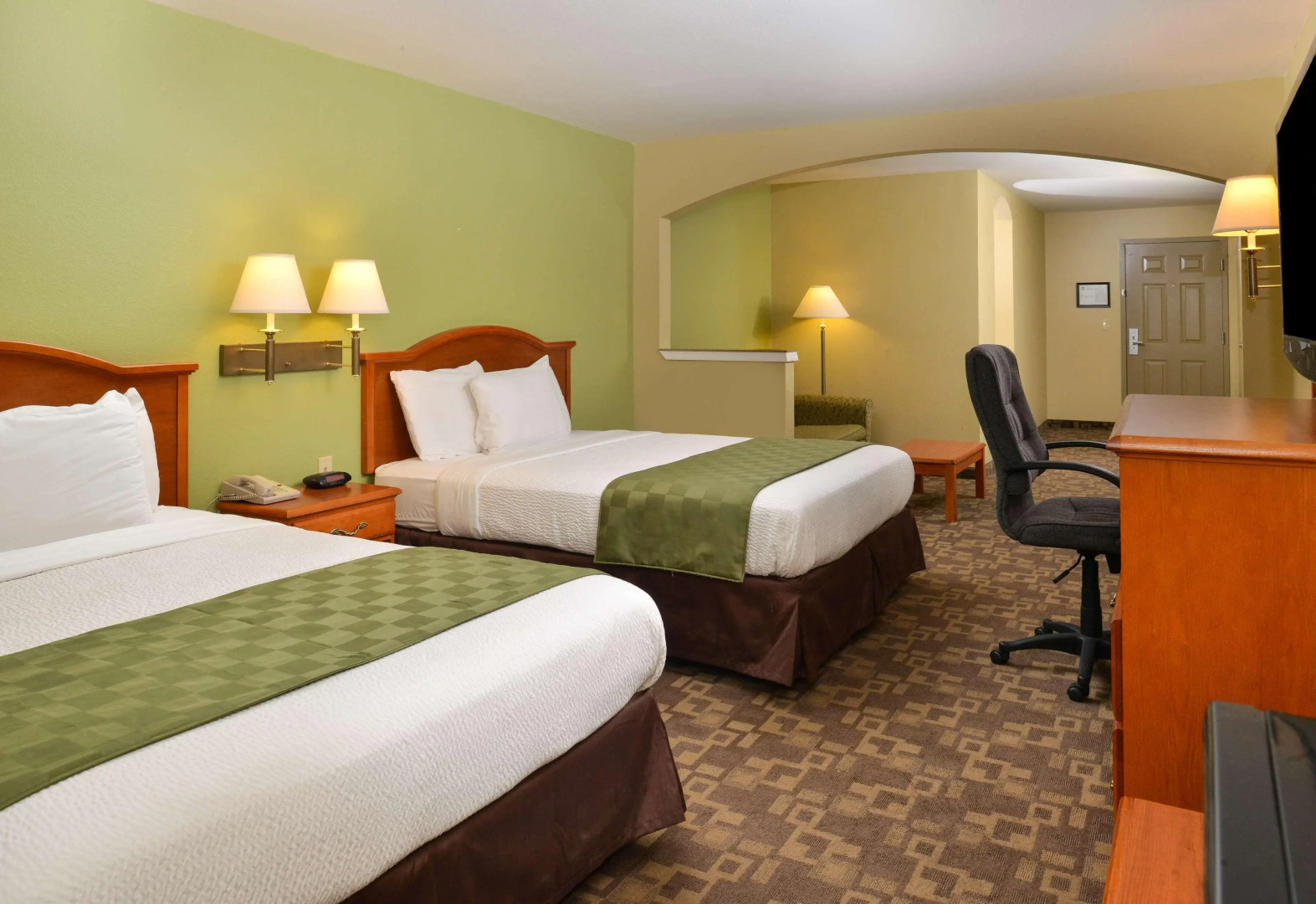 Americas Best Value Inn & Suites University Ave