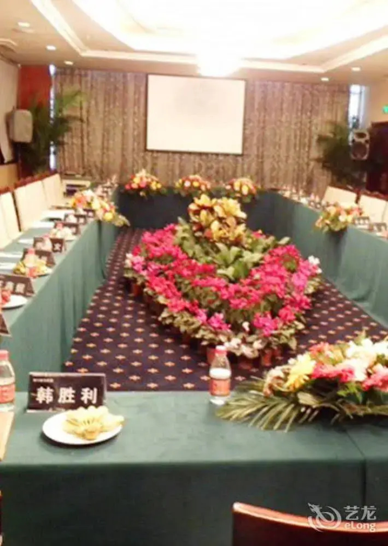 Yellow River Pearl Hotel