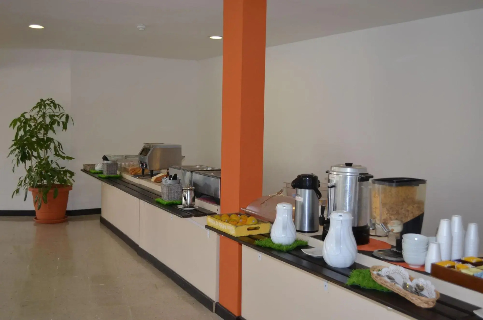 voco Surfside Aruba by IHG