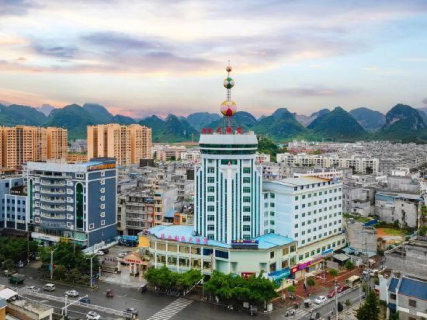 Huaxi International Hotel