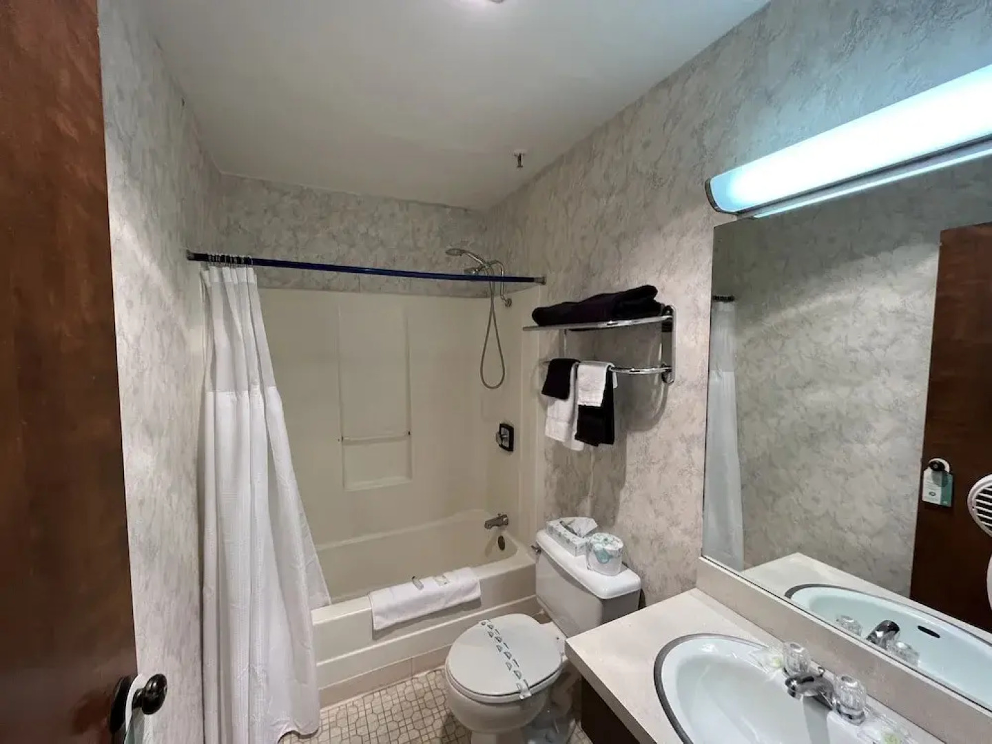 Presque Isle Inn & Convention Center