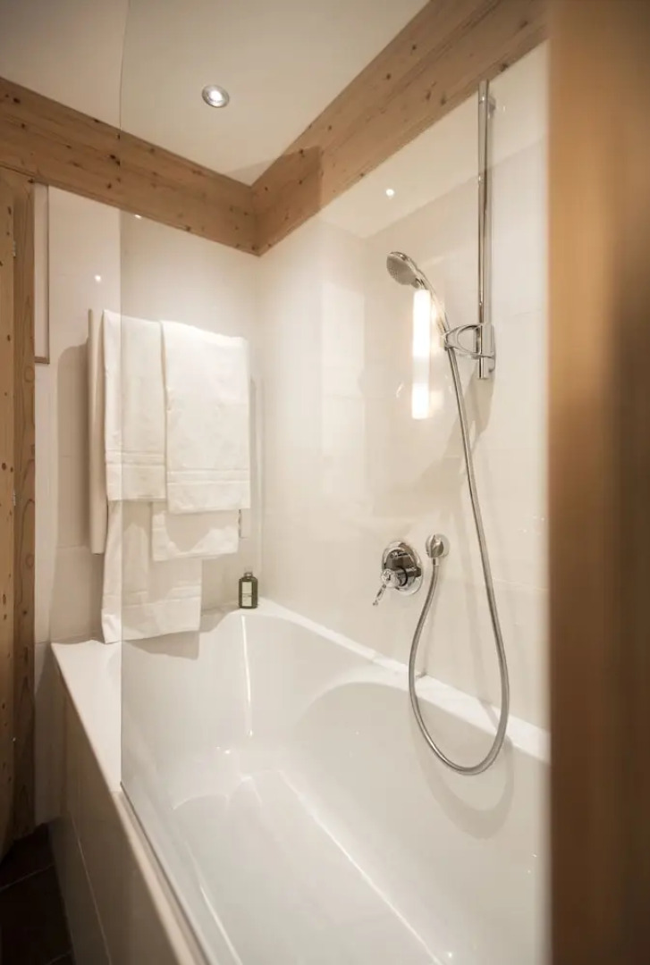 Post Alpina - Family Mountain Chalets